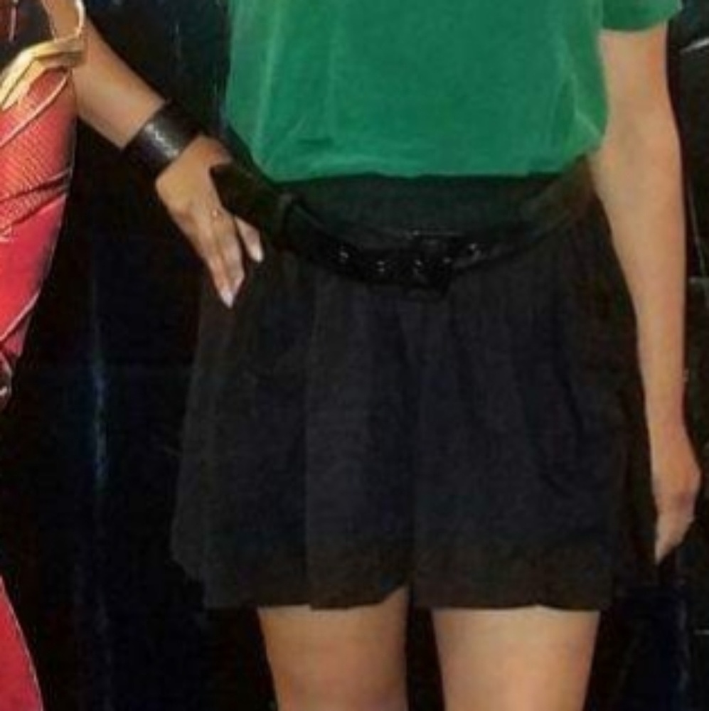 Forever 21 black mini skirt